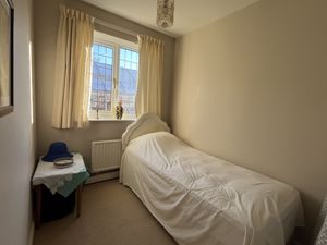 Bedroom- click for photo gallery